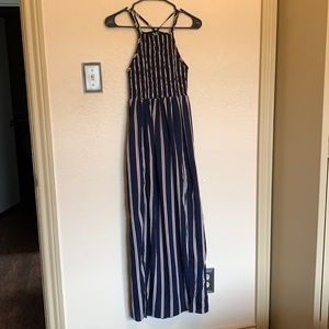 Spaghetti strap maxi dress with 2 slits in front - size small